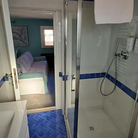 Apartman Skyline - Seaview, Fifth Floor Without Elevator *